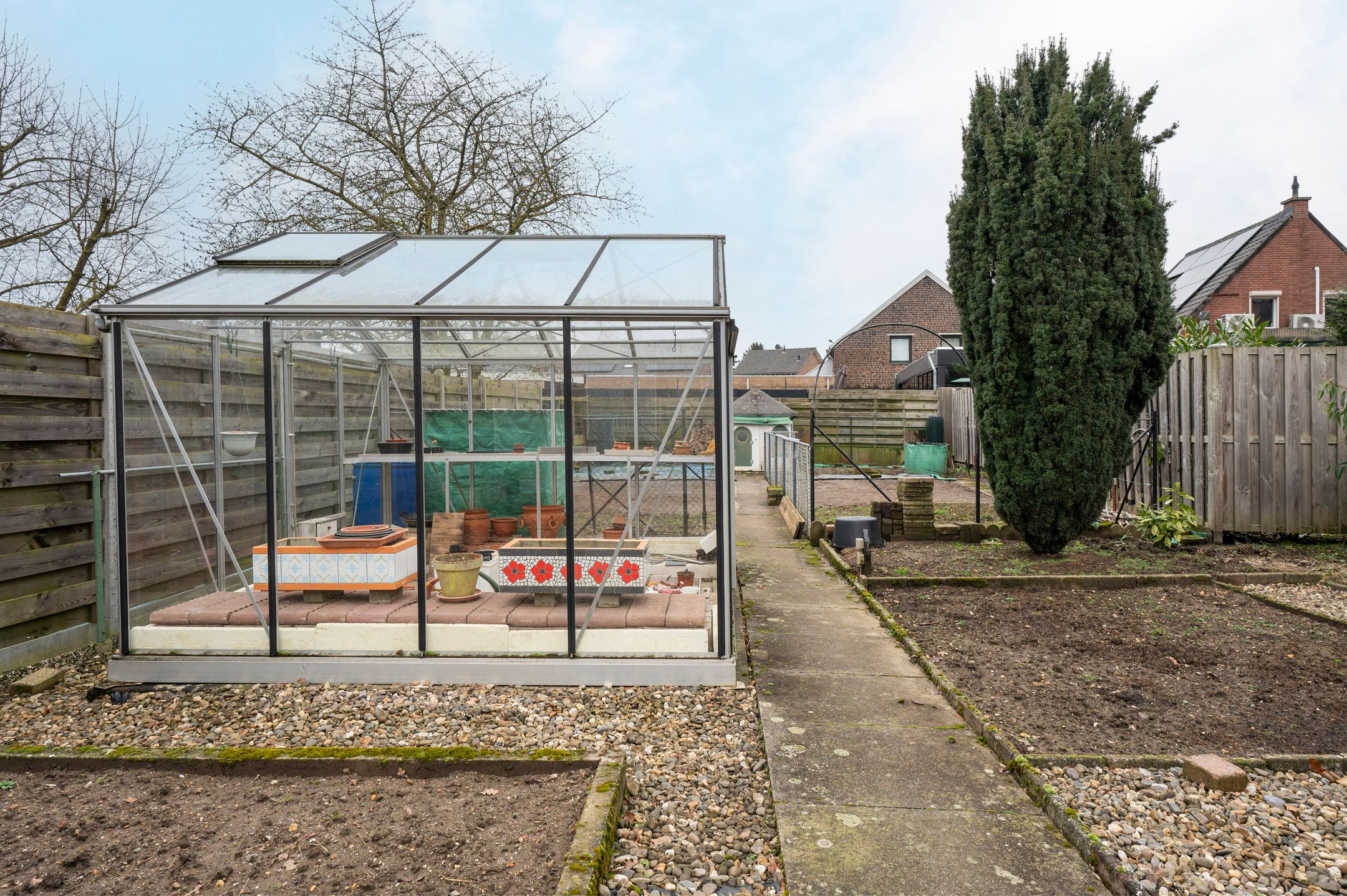 Foto 27 van Beneluxlaan 4