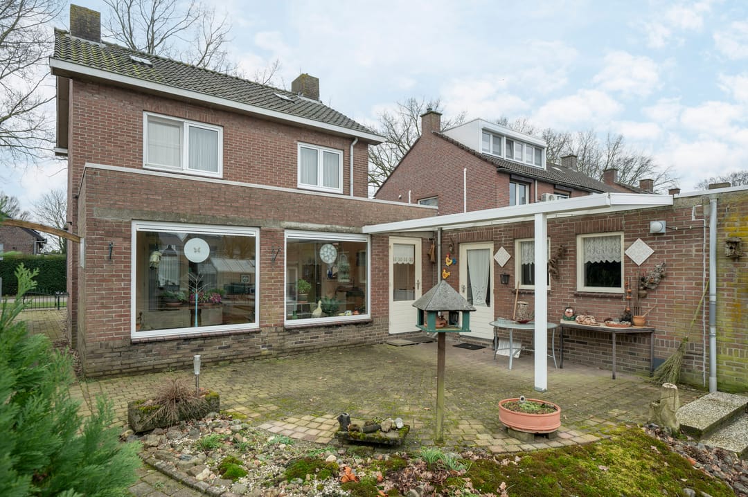 Foto 31 van Beneluxlaan 4