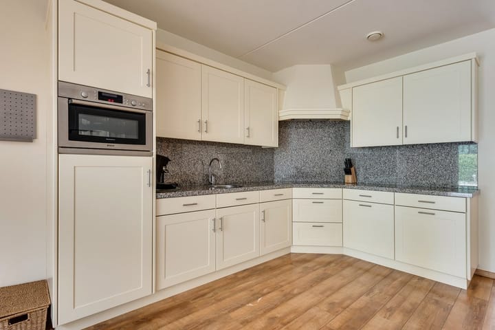 Foto 9 van Peeljuffer 10