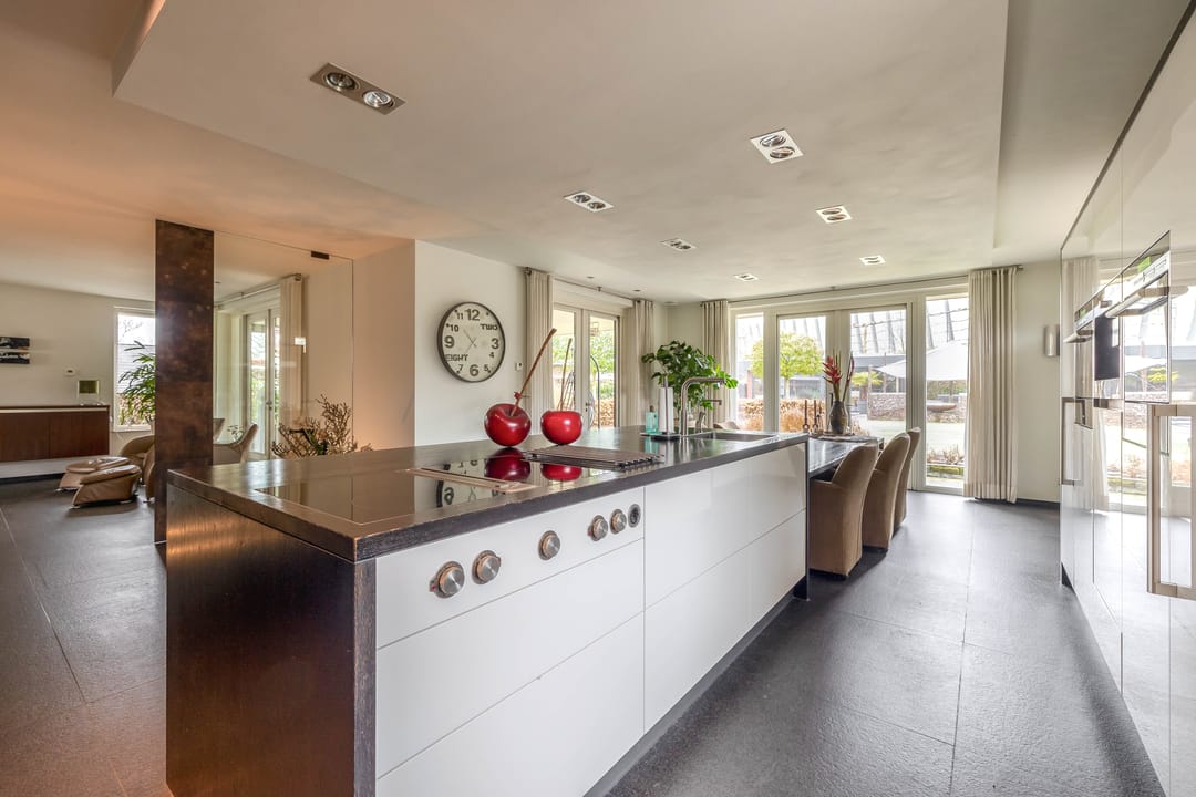 Foto 11 van Moutzhofweg 80