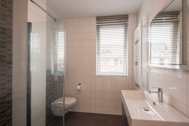 Foto 15 van Vieracker 25-C