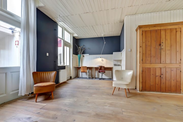 Foto 10 van Haltestraat 43