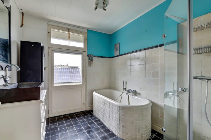 Foto 28 van Haltestraat 43