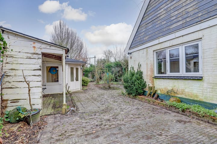 Foto 38 van Haltestraat 43