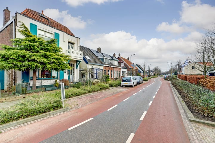 Foto 47 van Haltestraat 43