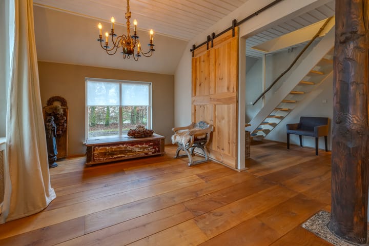 Foto 7 van Eeserstraat 1