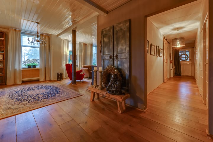 Foto 10 van Eeserstraat 1