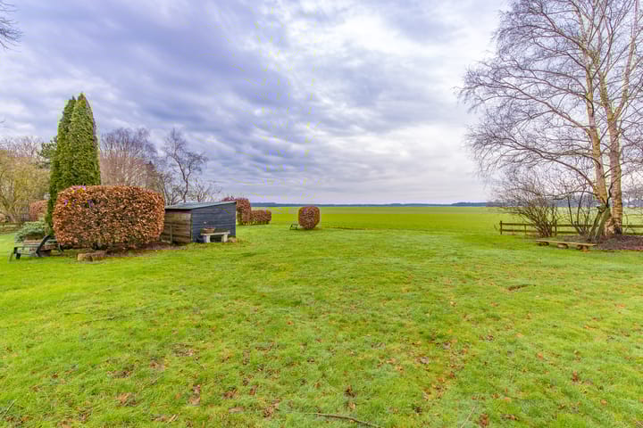 Foto 37 van Eeserstraat 1