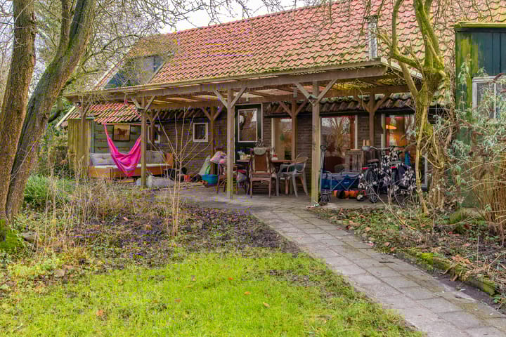 Foto 41 van Eeserstraat 1