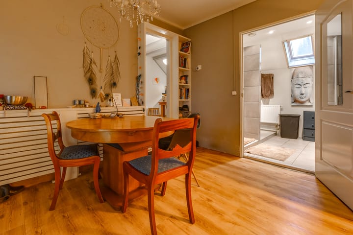 Foto 44 van Eeserstraat 1