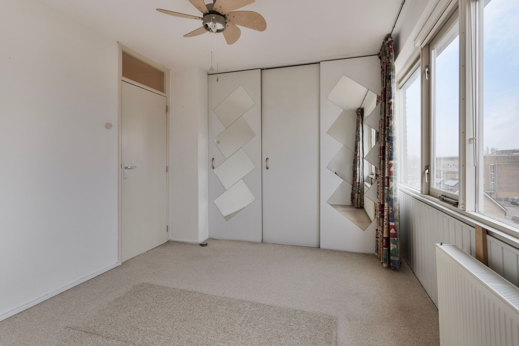 Photo 15 of Ir Leemansstraat 27