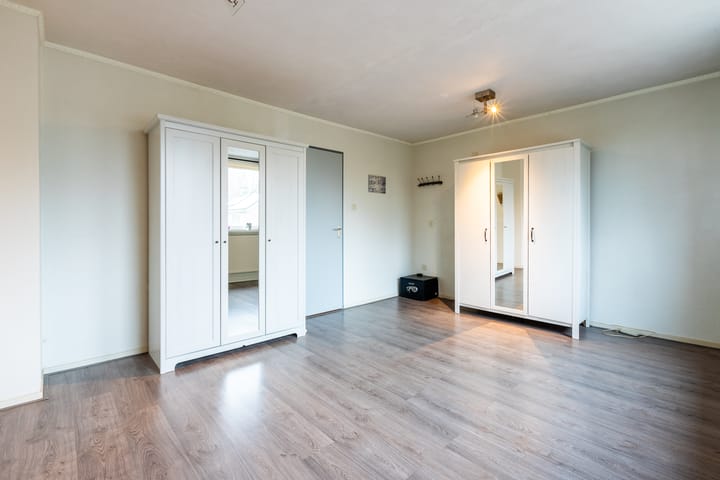 Foto 35 van Plevierstraat 15