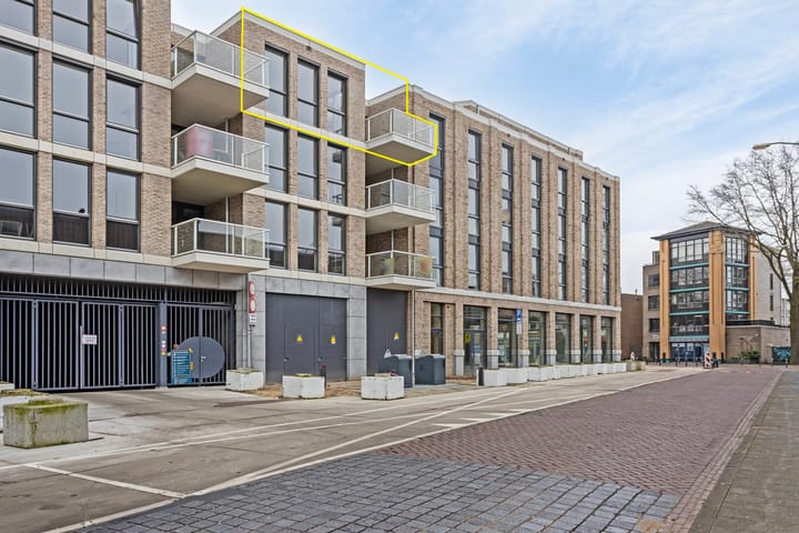 Foto 1 van Carmelietenstraat 49