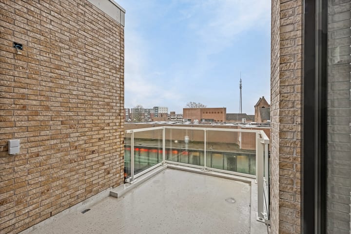 Foto 26 van Carmelietenstraat 49