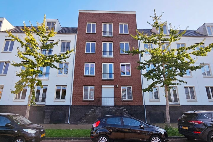 Hongarijehof 20