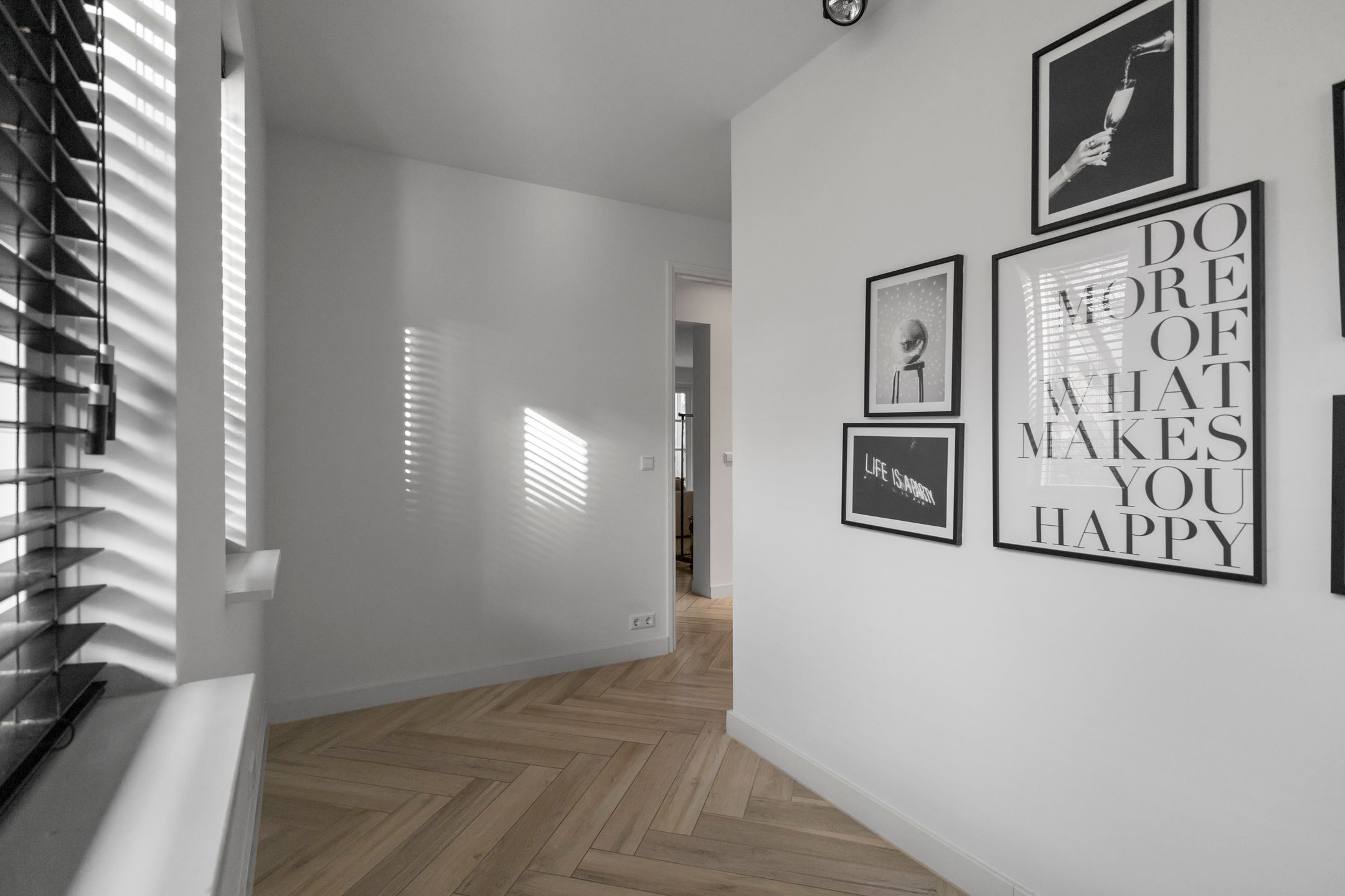 Foto 12 van Orion 64