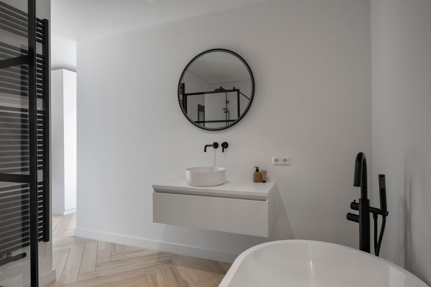 Foto 19 van Orion 64