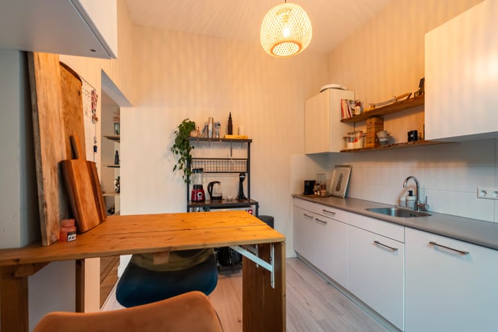 Foto 18 van Mgr. van de Weteringstraat 29