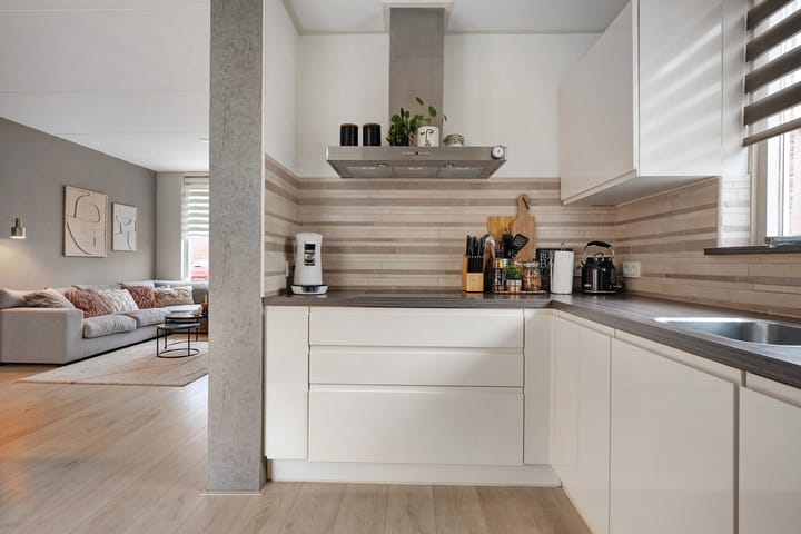 Foto 18 van Ribesstraat 21