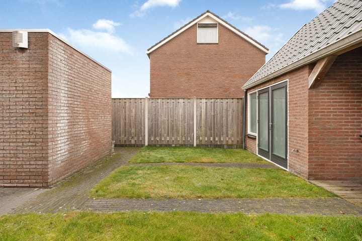 Foto 37 van Ribesstraat 21