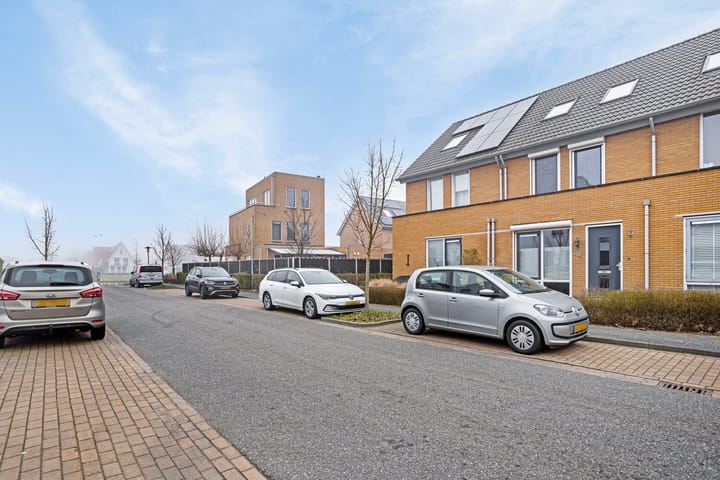 Foto 34 van Hoogaarswerf 4