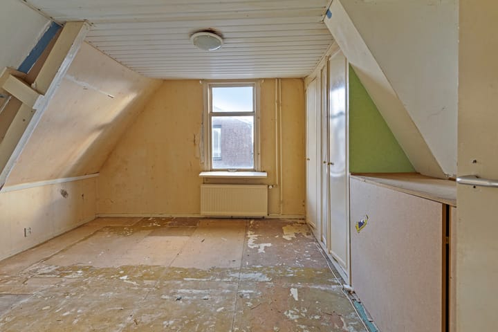 Foto 15 van Valkstraat 61