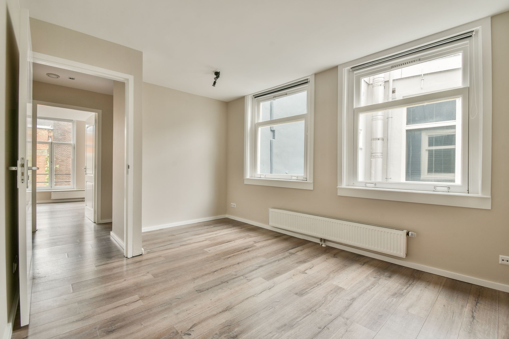 Foto 6 van Langebrugsteeg 13-2