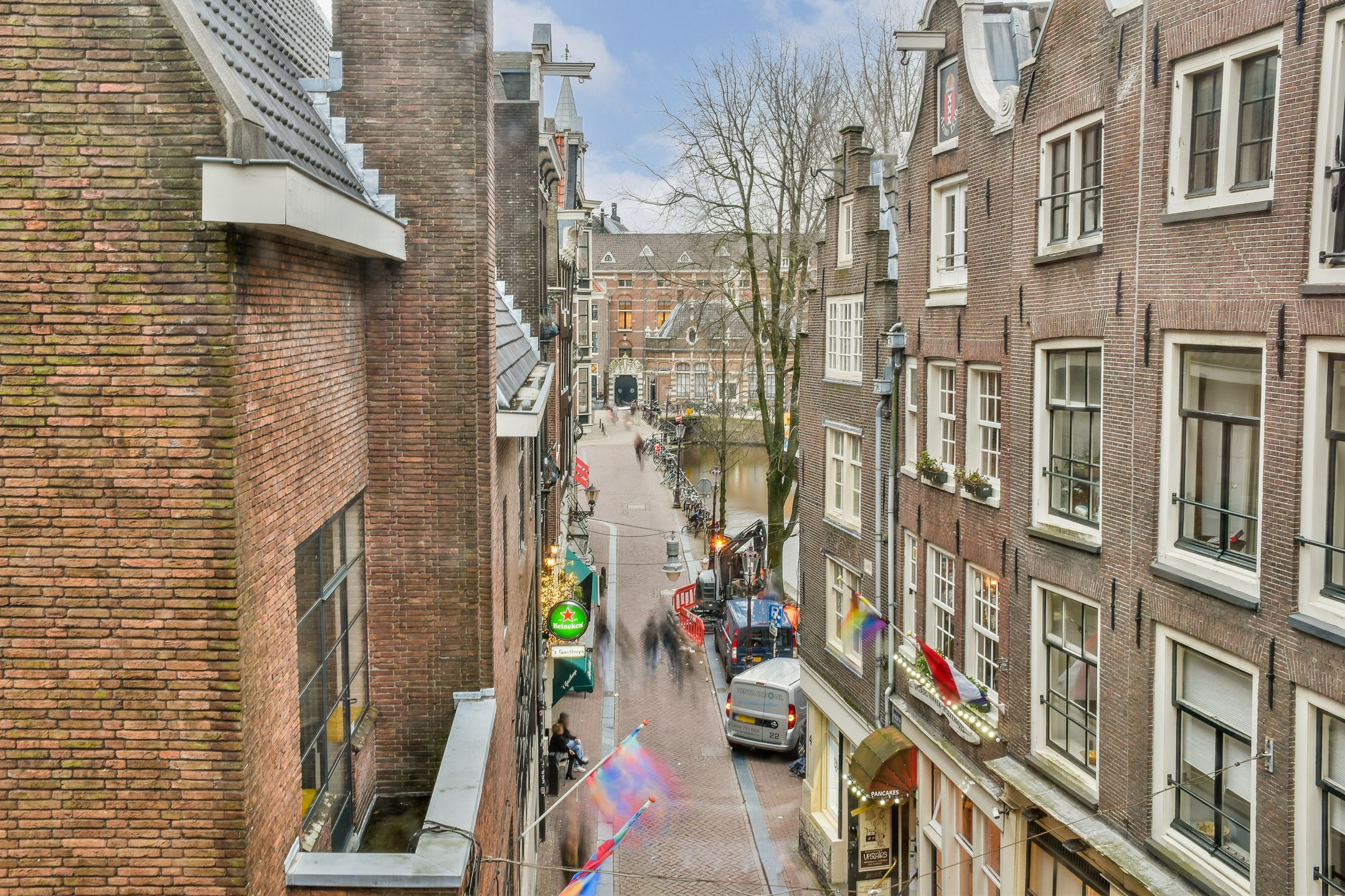 Foto 18 van Langebrugsteeg 13-2