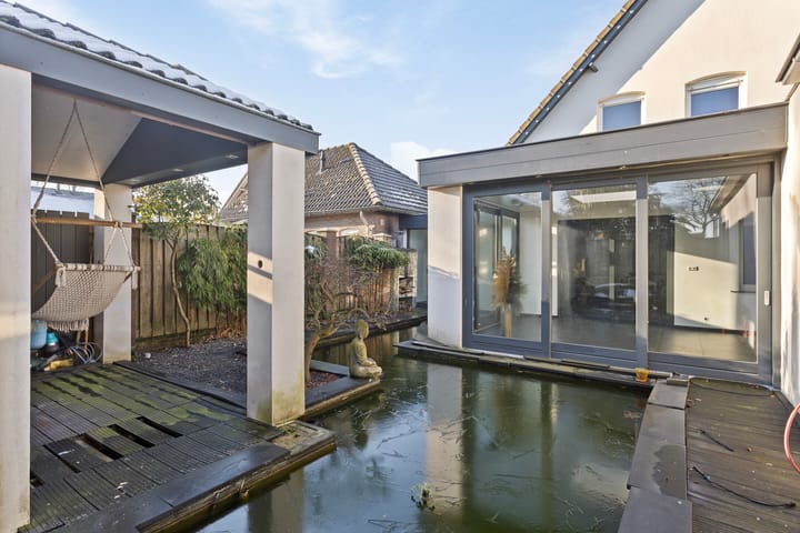 Foto 48 van Johan van Stalbergweg 14