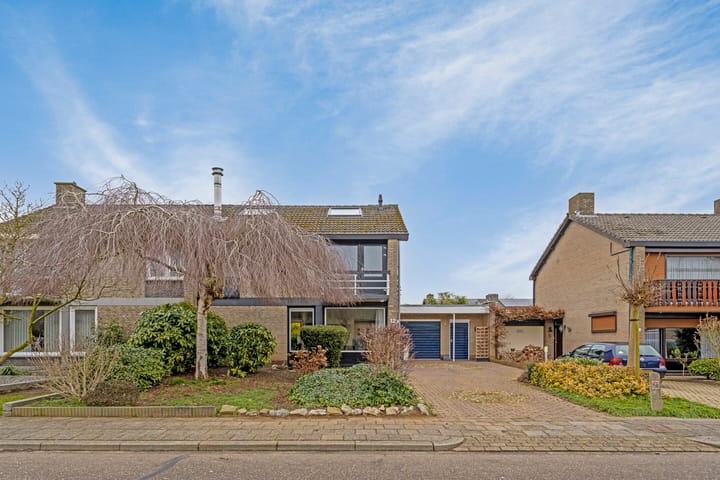 Foto 38 van Marijkelaan 12