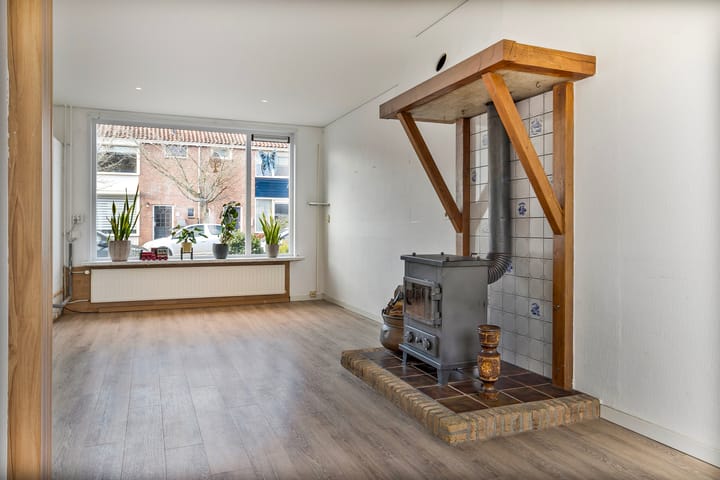 Foto 13 van Perestraat 4