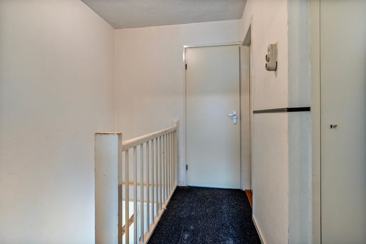 Foto 16 van Perestraat 4