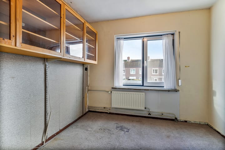 Foto 19 van Perestraat 4