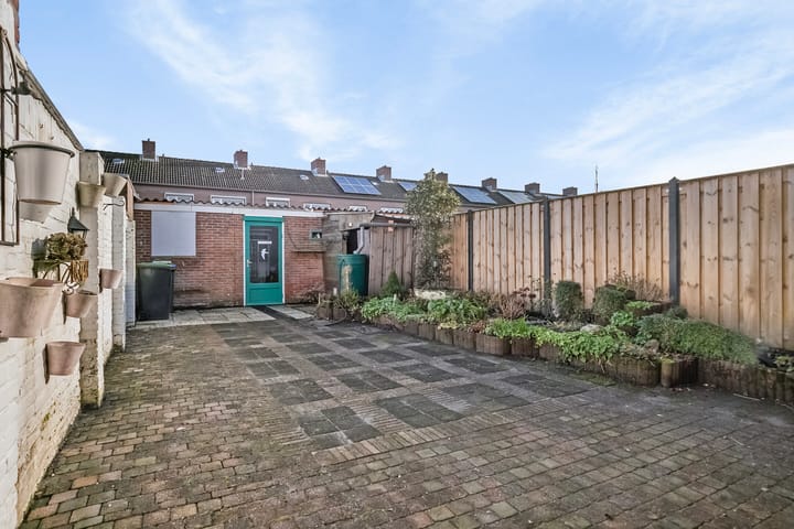 Foto 22 van Perestraat 4