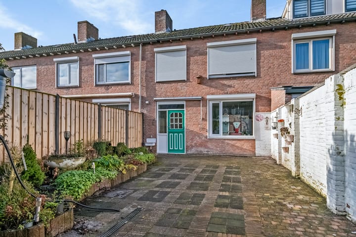 Foto 24 van Perestraat 4