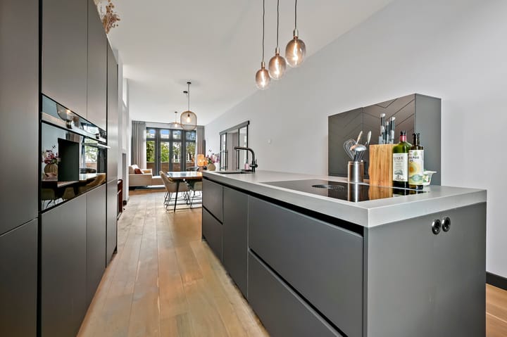 Foto 15 van Beukstraat 93