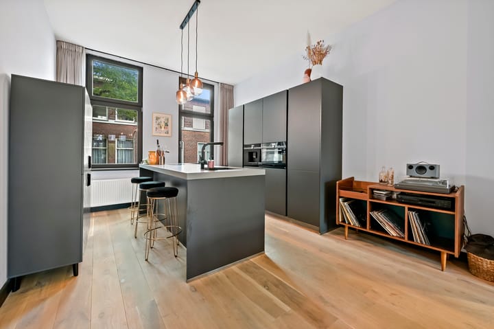 Foto 16 van Beukstraat 93