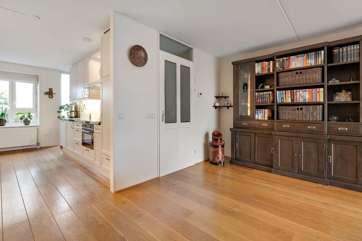 Foto 11 van Sterrenmos 68