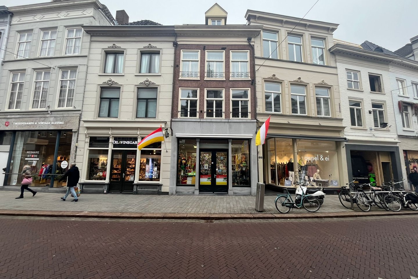 Bekijk foto 1 van Vughterstraat 34