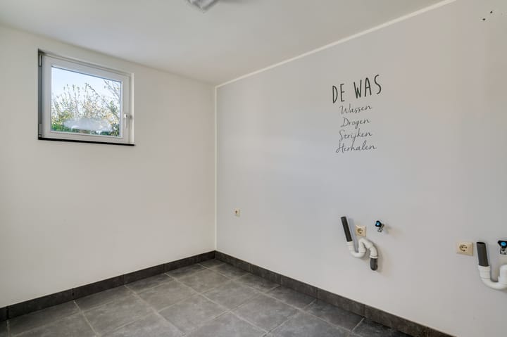 Foto 10 van Schoolstraat 2