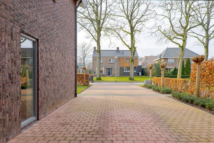 Foto 8 van Harm Tiesingstraat 37