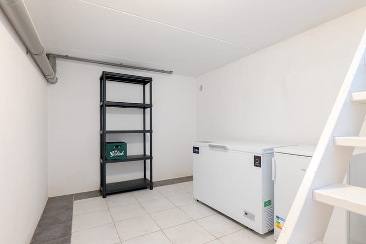 Foto 25 van Harm Tiesingstraat 37