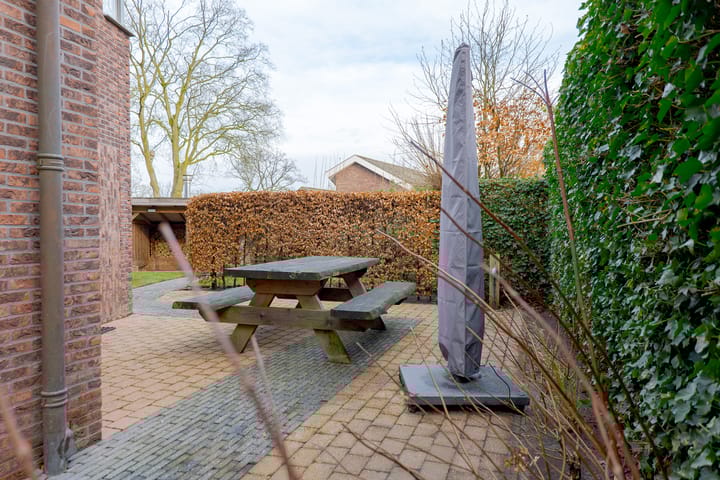 Foto 38 van Harm Tiesingstraat 37