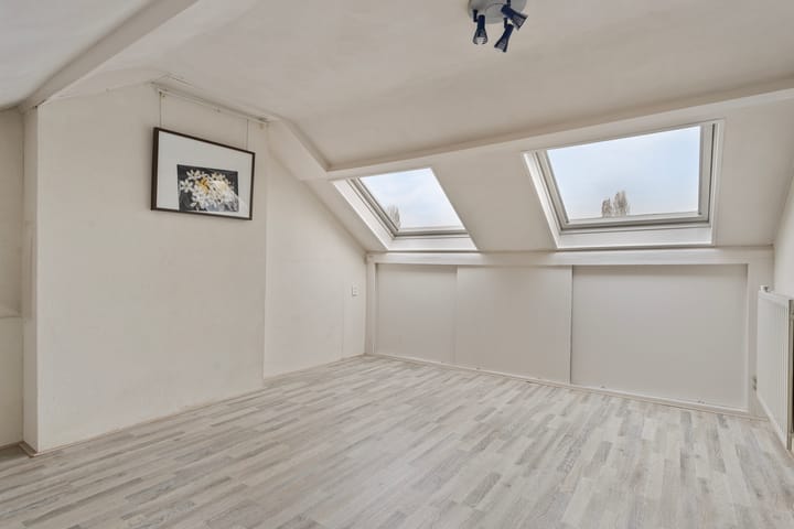 Foto 25 van Lagemorgenlaan 76