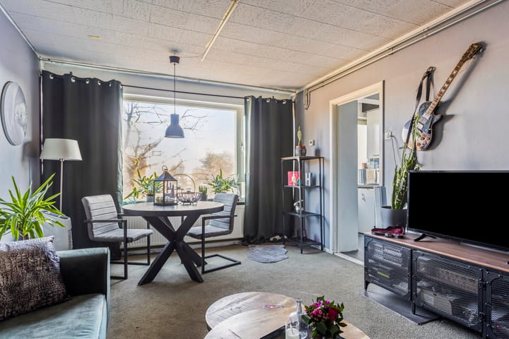 Foto 13 van Anthony van Leeuwenhoeklaan 4-II