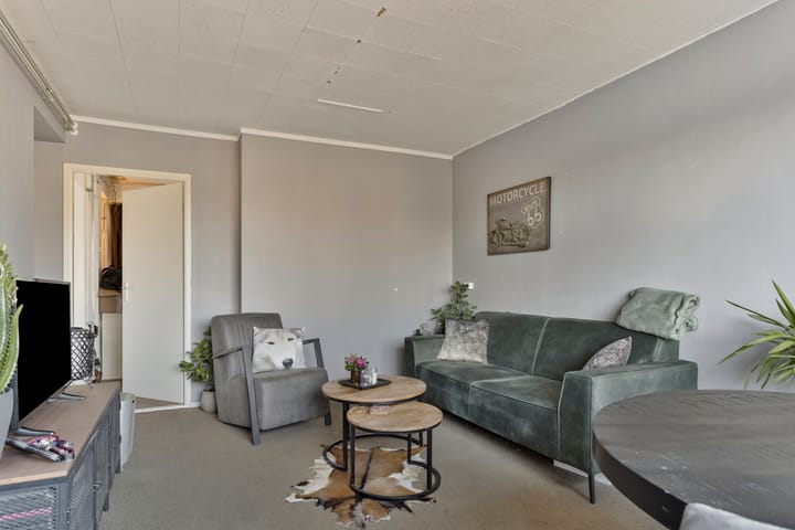 Foto 14 van Anthony van Leeuwenhoeklaan 4-II