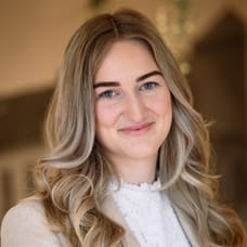 Esmille Tanis - Commercial Employee