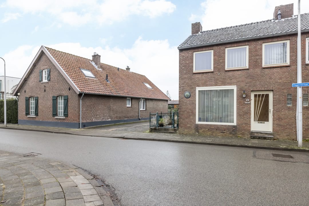 Photo 26 of Hagenstraat 13