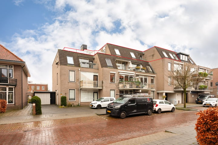 Emmastraat 42