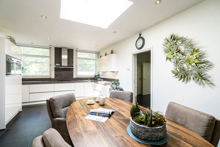 Photo 3 of Hoogheuvelstraat 112